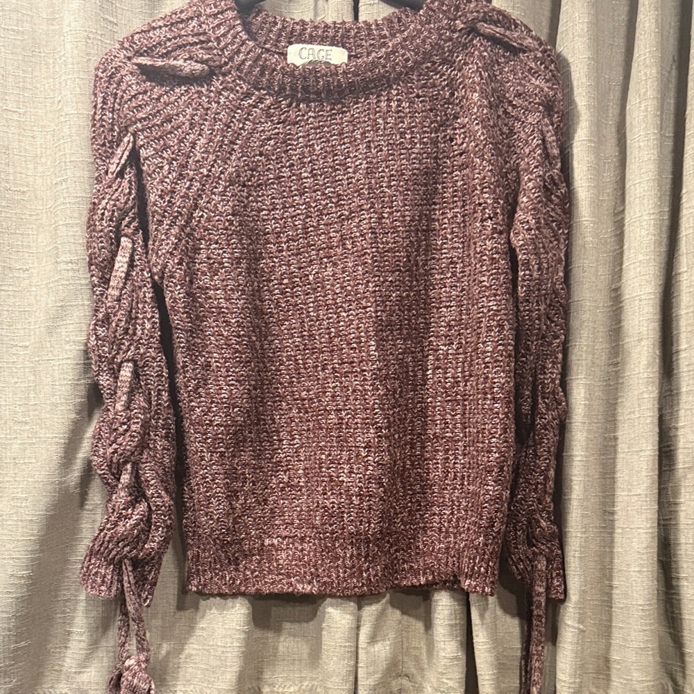 Cage Burgundy Sweater with Braided Sleeves M